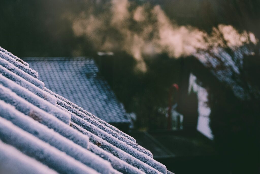 Top 5 Winter Roofing Tips Every Homeowner Should Know